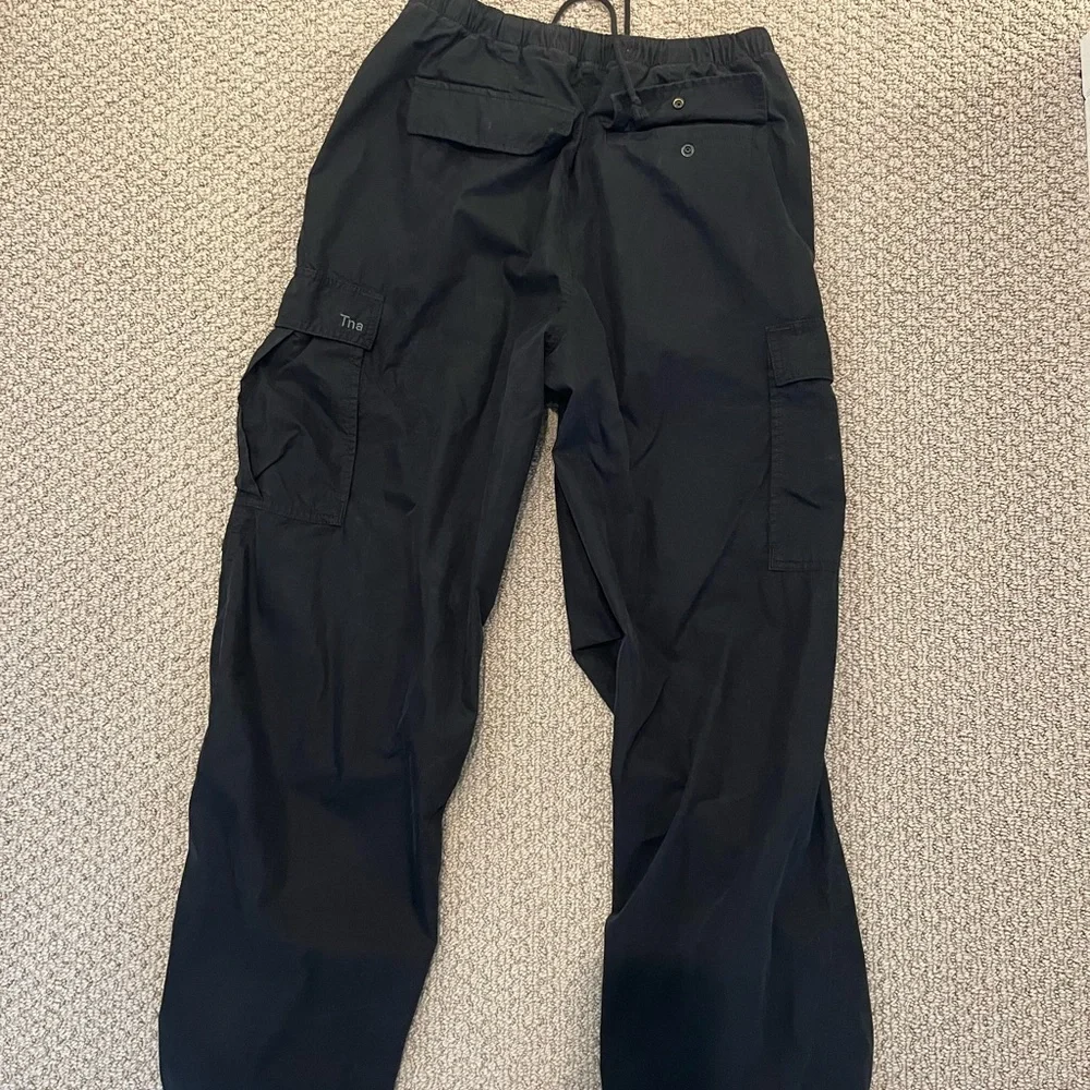 Aritzia TNA parachute pants BLACK - Picture 6 of 6